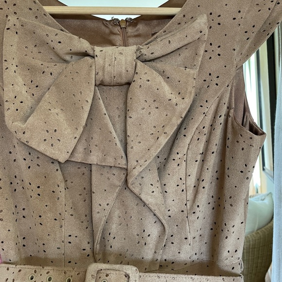 Eva Franco Faux Suede Bow Detail Dress size 4 - Picture 6 of 8